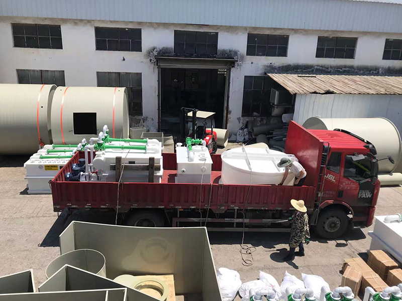 發(fā)往浙江寧波PP環(huán)保型真空機組出貨中 發(fā)往浙江寧波PP環(huán)保型真空機組出貨中