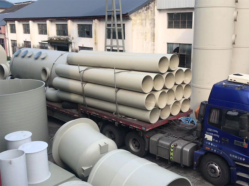 發(fā)往湖南長沙的PP立式儲罐和PP管出貨中 發(fā)往湖南長沙的PP立式儲罐和PP管出貨中